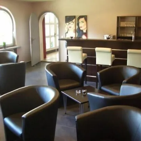 Traube Szálloda Loßburg